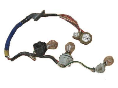 Toyota 81555-60321 Socket & Wire Sub-Assy,  Rear Combination Lamp,  RH