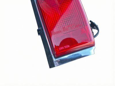 81550-80247 Toyota Lamp Assembly, Rear Combination, Passenger Side Product Photo 4 of 4