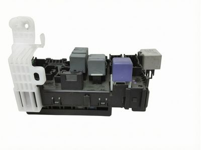 82734-02020 Toyota Block, Center Junction Product Photo 2 of 4