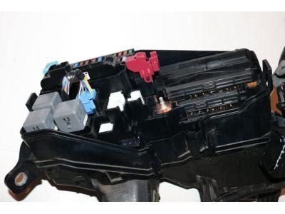Toyota Fuse Box - 82720-33201