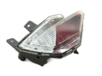 Toyota 81480-0R040 Lamp Reflector, Passenger Side