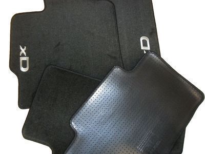 Toyota PT206-52104-02 Xd Floor Mat Black