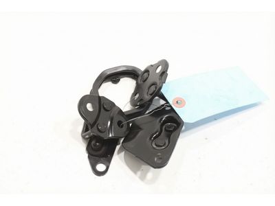 69046-58010 Toyota Stopper, Slide Door Down Male Product Photo 3 of 4