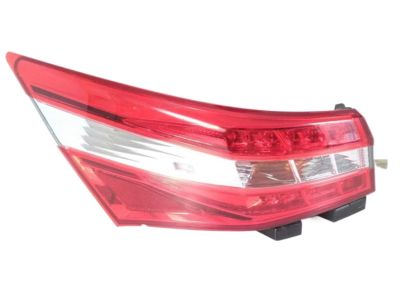 Toyota Back Up Light - 81560-07081