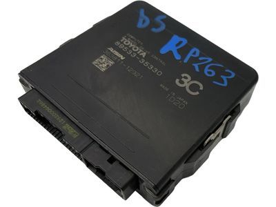 Toyota 89533-35330 Computer, 4 Wheel Drive Control 89533-35330 Toyota Computer, 4 Wheel Drive Control Product Photo 1 of 2