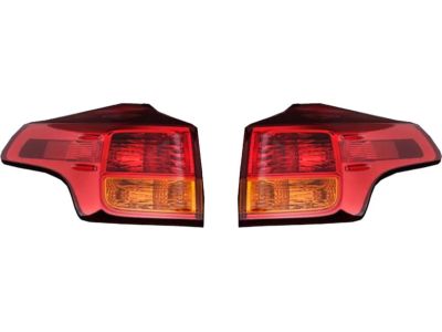 Toyota 81551-42160 Lens & Body, Rear Combination Lamp, Passenger Side Toyota 81551-42160 Lens & Body, Rear Combination Lamp, Passenger Side