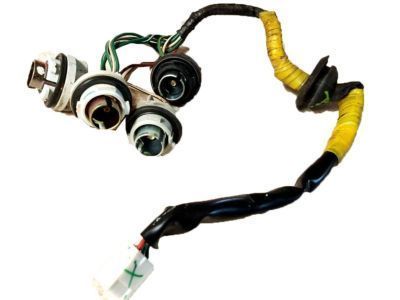 Toyota Avalon Light Socket - 81555-AC010