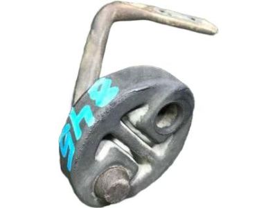 Toyota 17572-67020 Bracket, Exhaust Pipe Support