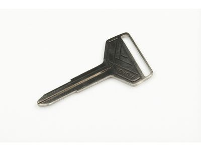 90999-00099 Toyota Key, Blank Product Photo 3 of 4