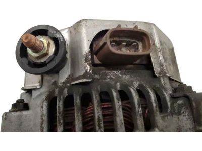 Toyota 27060-22200 Alternator Assembly