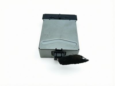85532-48020 Toyota USB Port Product Photo 3 of 4