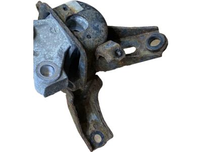 Toyota 12305-37300 Insulator Sub-Assembly, Engine Mounting, Passenger Side