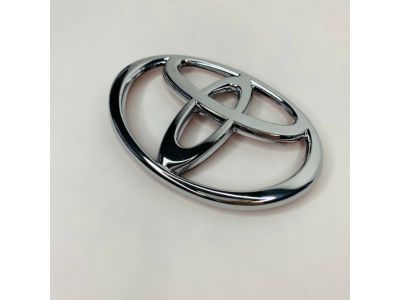Toyota 75441-AA040 Emblem