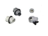 Toyota 81565-52100 Socket, Rear